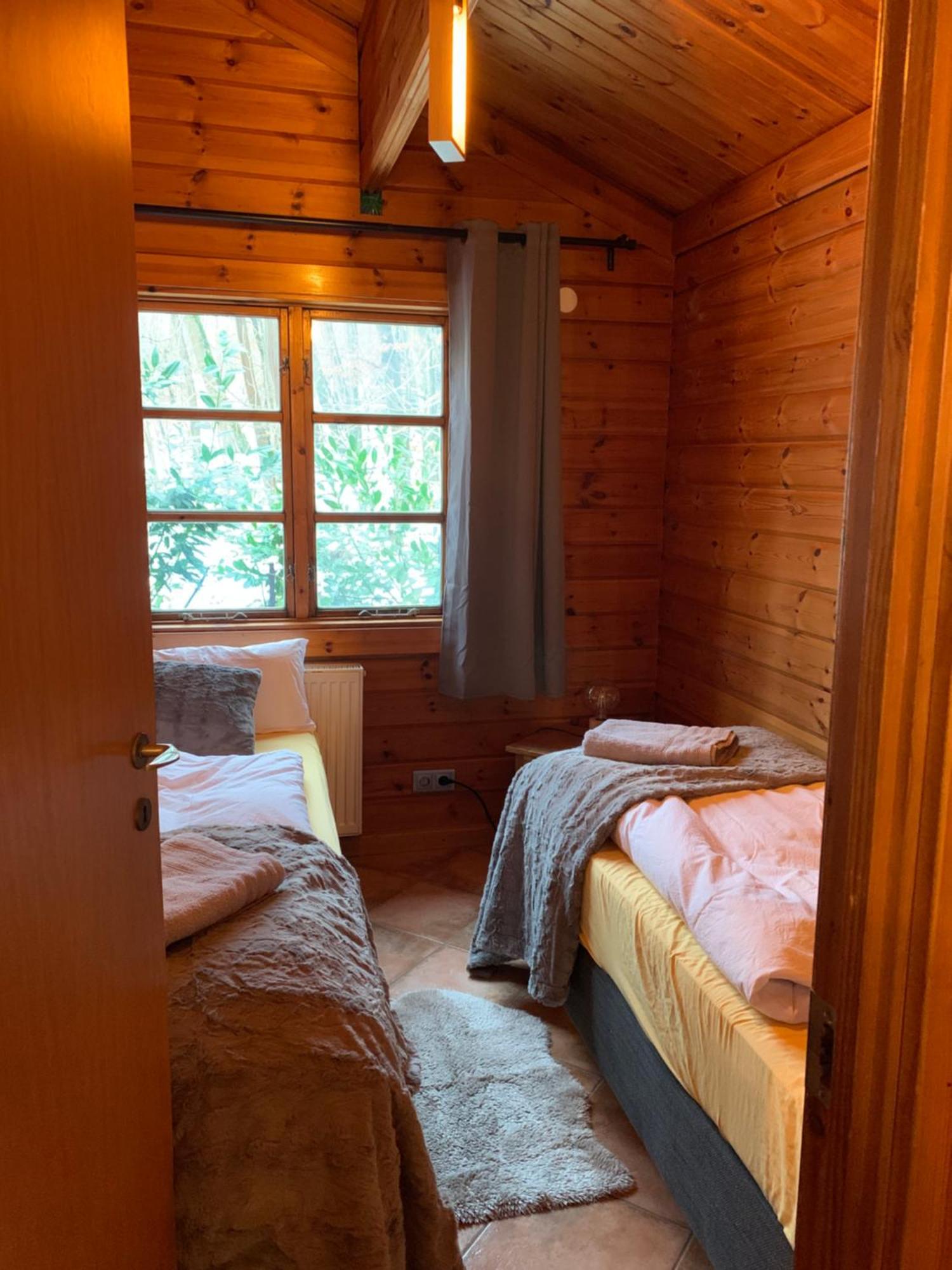 Blockhaus Am Twistesee Mit 3 Schlafzimmern Bad Arolsen Luaran gambar