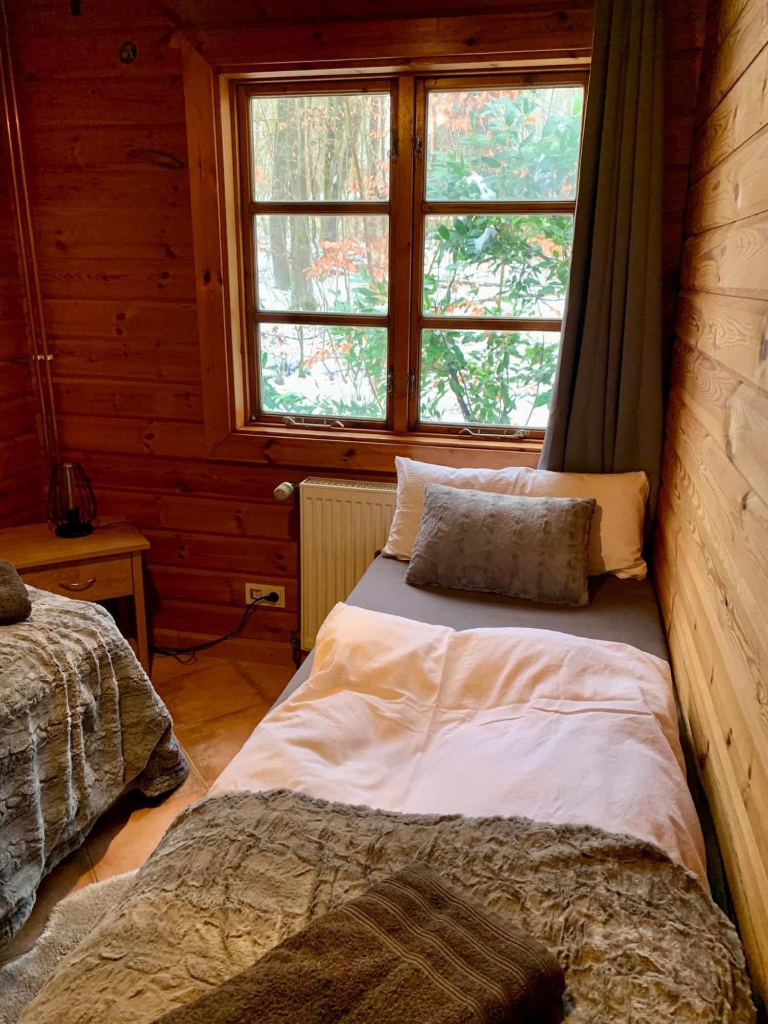 Blockhaus Am Twistesee Mit 3 Schlafzimmern Bad Arolsen Luaran gambar