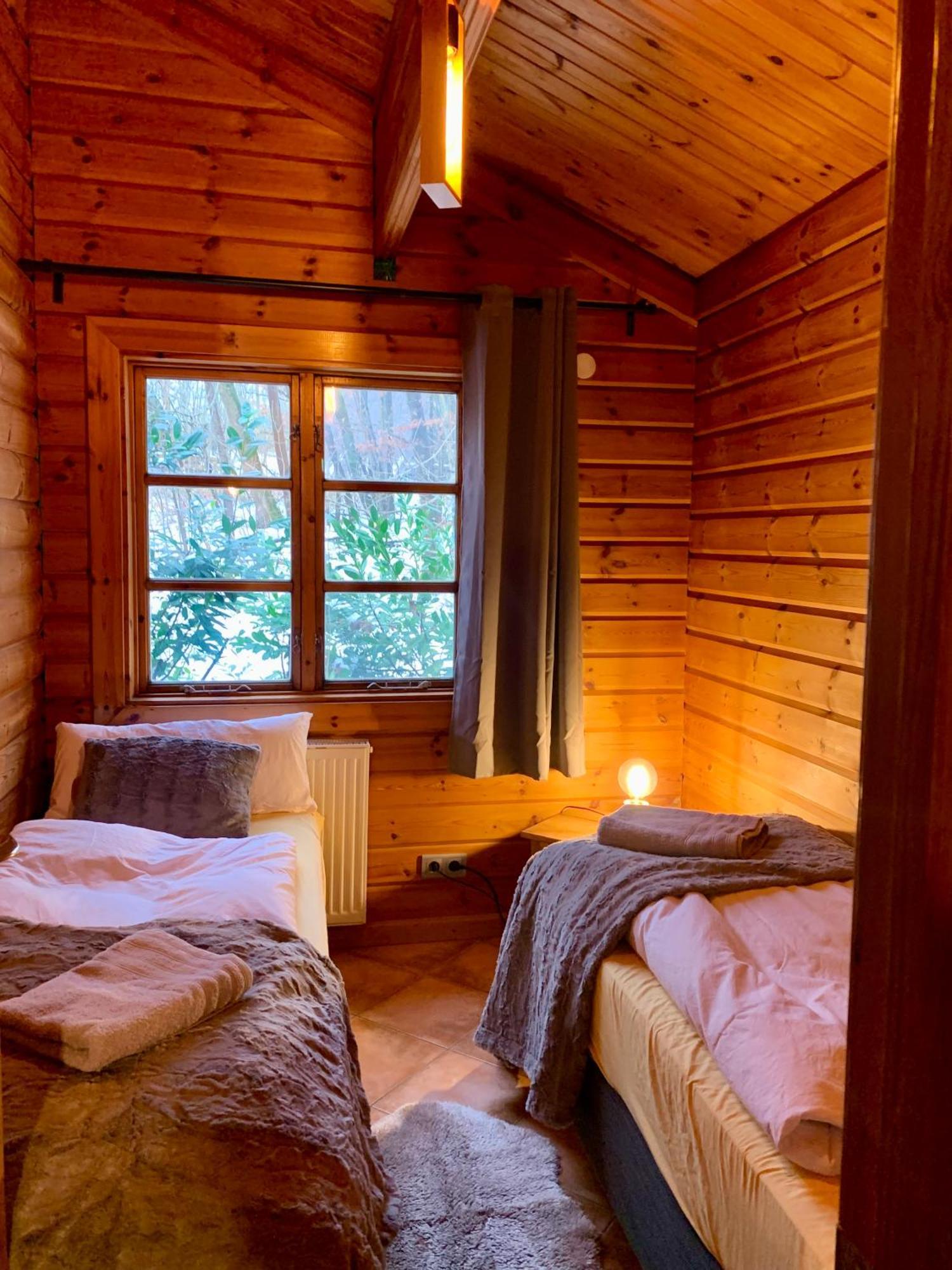 Blockhaus Am Twistesee Mit 3 Schlafzimmern Bad Arolsen Luaran gambar